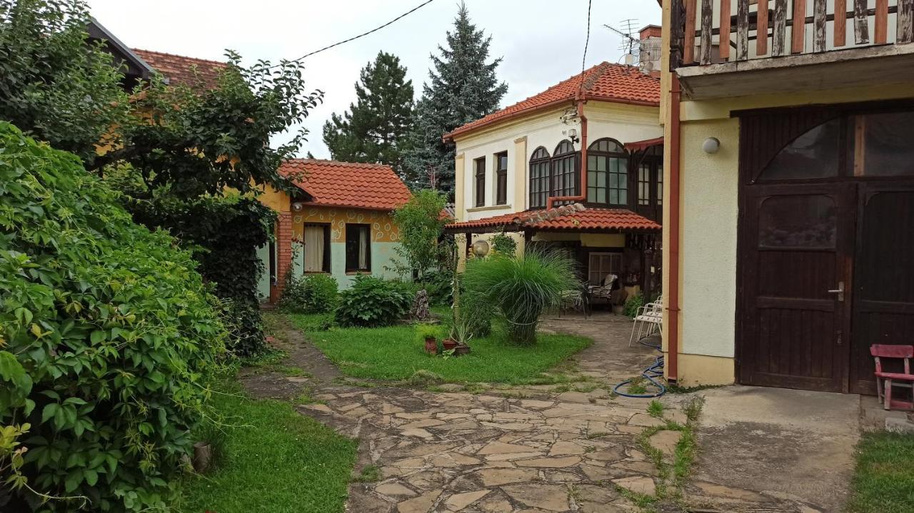 Apartment Garickina Kuca